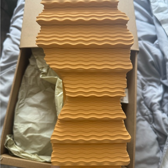 adidas Yeezy Sulfur Knit RNR BT - Picture 4 of 7